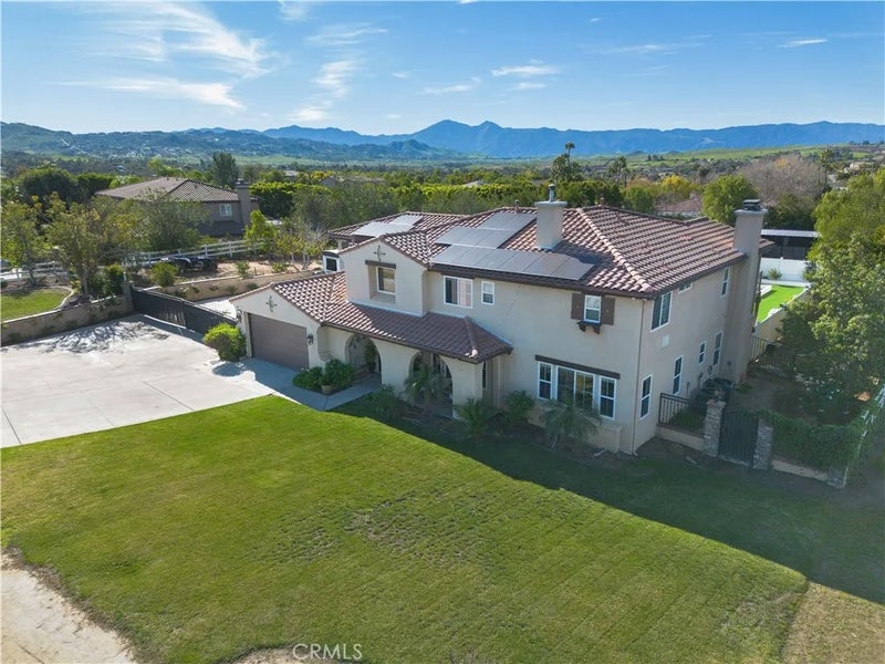 17797 Canyonwood Drive