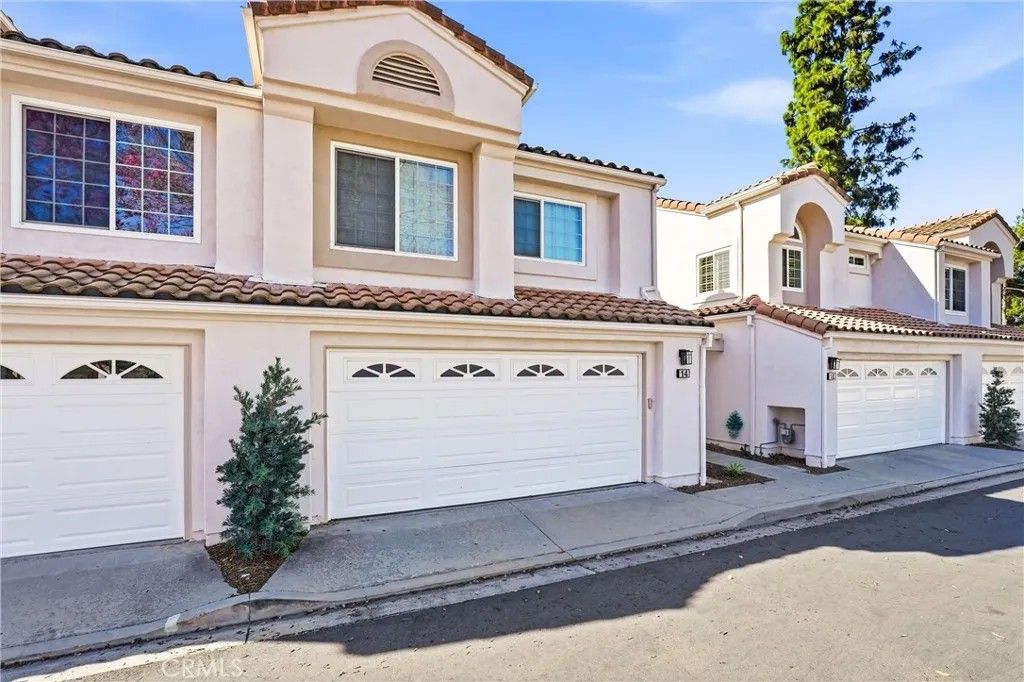 Photo of 14 Alcoba, Irvine, CA 92614 (MLS # OC26041229)