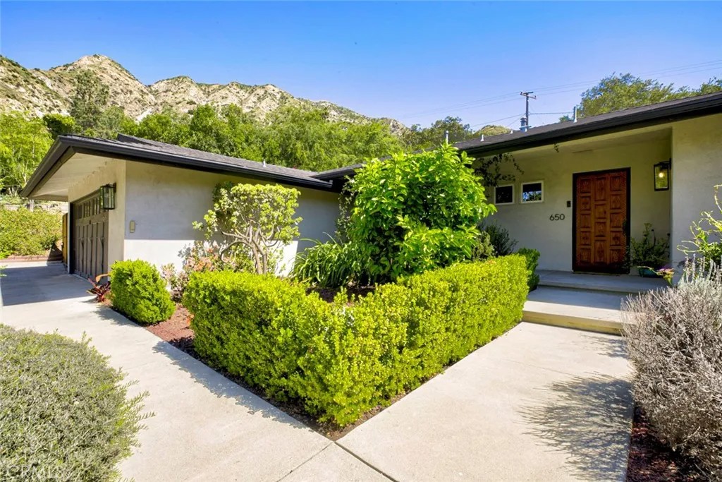 650 Sierra Meadows