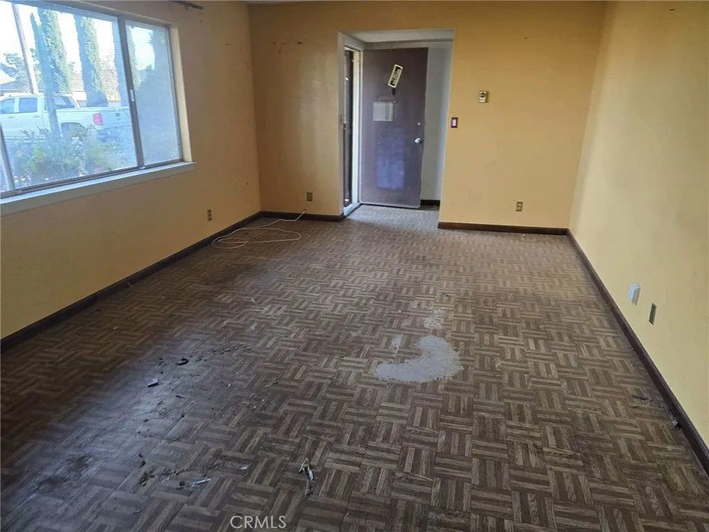 Photo of 9960 Cottonwood Ave, Hesperia, CA 92345 (MLS # HD26007302)