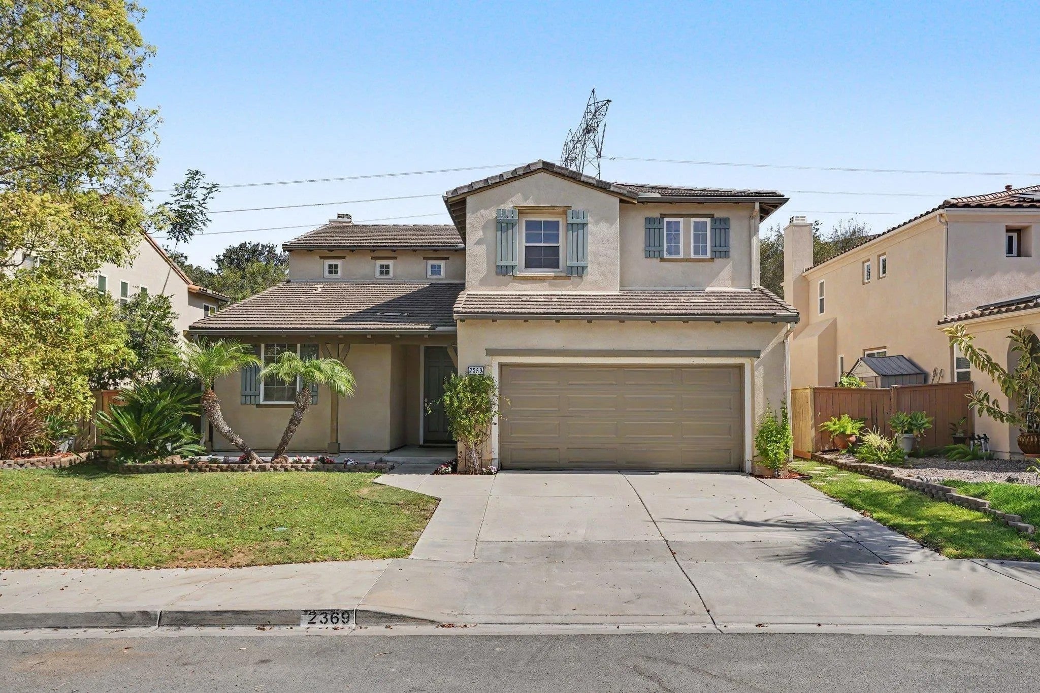 2369 Paseo los Gatos