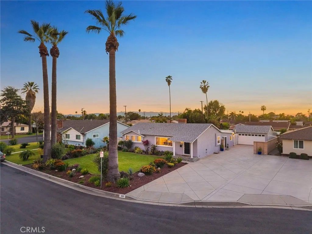 Photo of 1421 S Pricedale Avenue, West Covina, CA 91790 (MLS # CV26060689)