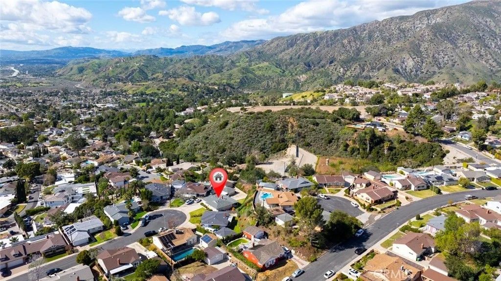 Photo of 7291 Chetwood Dr, Tujunga, CA 91042 (MLS # GD26026934)