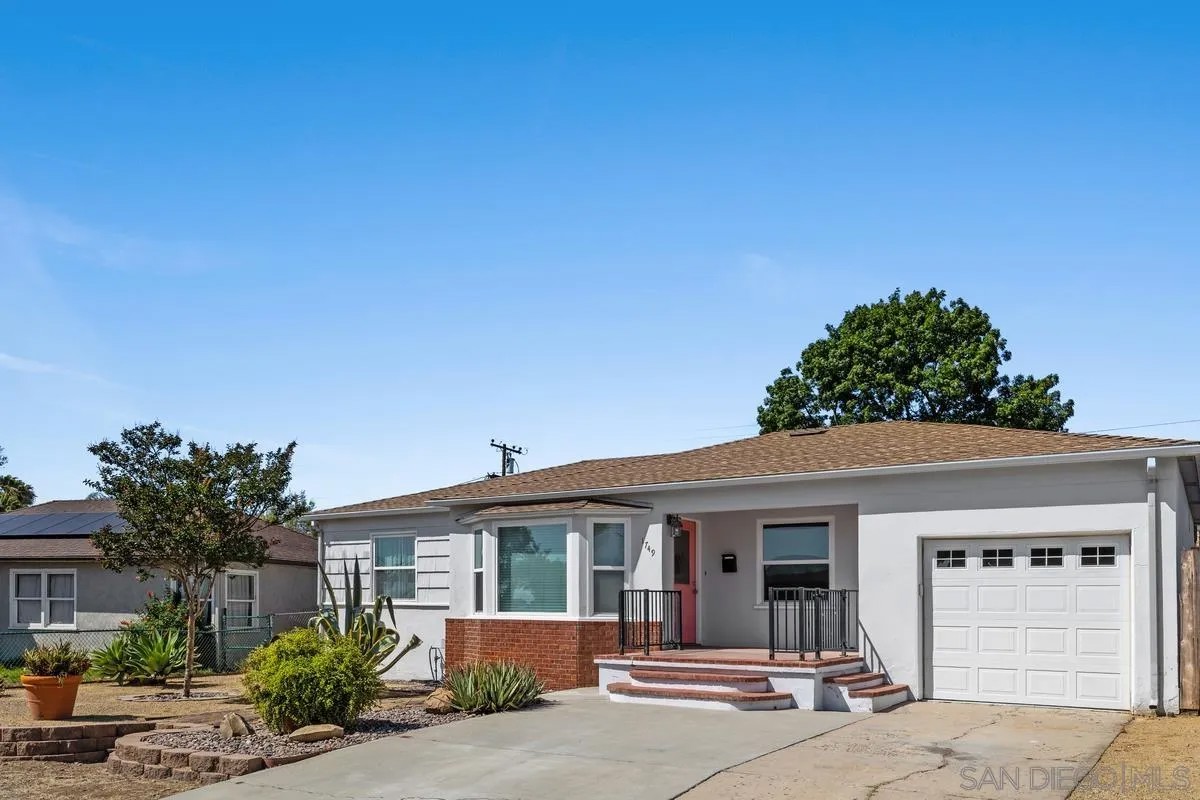 1749 Elroy Dr