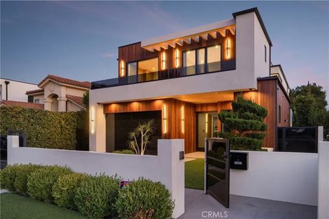 Tiny photo for 14822 Hesby Street, Sherman Oaks, CA 91403 (MLS # SR25235124)