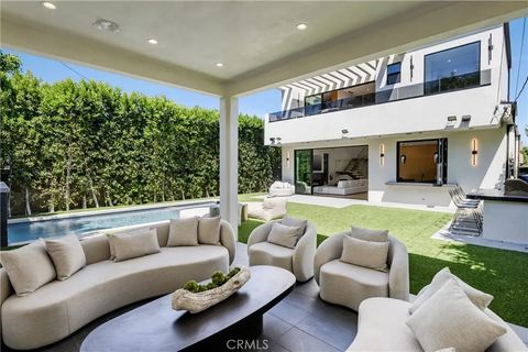 Tiny photo for 14822 Hesby Street, Sherman Oaks, CA 91403 (MLS # SR25235124)