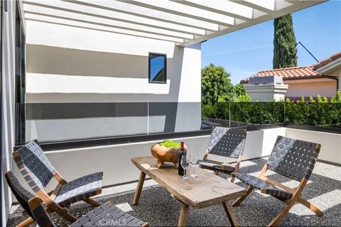 Tiny photo for 14822 Hesby Street, Sherman Oaks, CA 91403 (MLS # SR25235124)