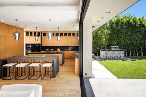 Tiny photo for 14822 Hesby Street, Sherman Oaks, CA 91403 (MLS # SR25235124)
