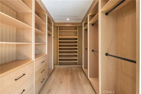 Tiny photo for 14822 Hesby Street, Sherman Oaks, CA 91403 (MLS # SR25235124)