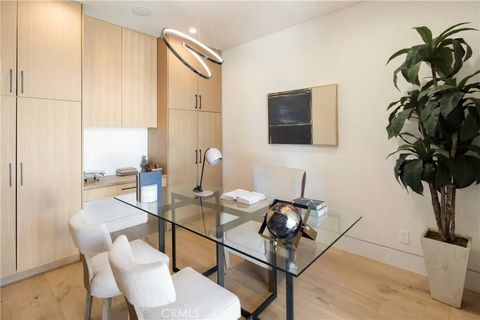 Tiny photo for 14822 Hesby Street, Sherman Oaks, CA 91403 (MLS # SR25235124)