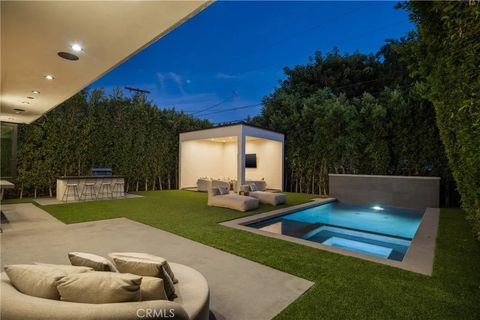 Tiny photo for 14822 Hesby Street, Sherman Oaks, CA 91403 (MLS # SR25235124)