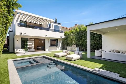 Tiny photo for 14822 Hesby Street, Sherman Oaks, CA 91403 (MLS # SR25235124)