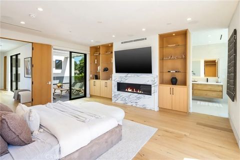 Tiny photo for 14822 Hesby Street, Sherman Oaks, CA 91403 (MLS # SR25235124)