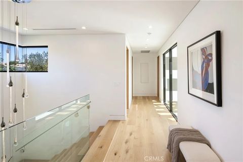Tiny photo for 14822 Hesby Street, Sherman Oaks, CA 91403 (MLS # SR25235124)