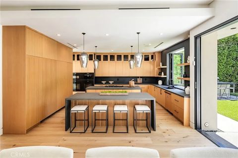 Tiny photo for 14822 Hesby Street, Sherman Oaks, CA 91403 (MLS # SR25235124)