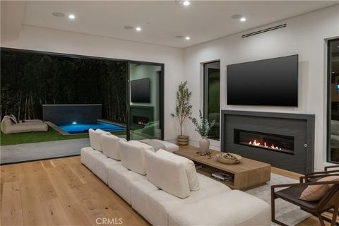 Tiny photo for 14822 Hesby Street, Sherman Oaks, CA 91403 (MLS # SR25235124)
