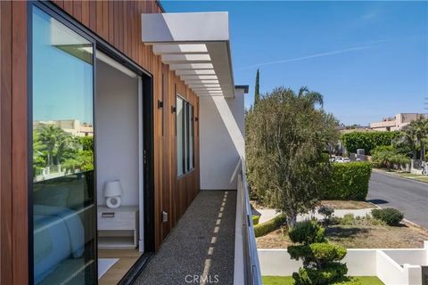 Tiny photo for 14822 Hesby Street, Sherman Oaks, CA 91403 (MLS # SR25235124)