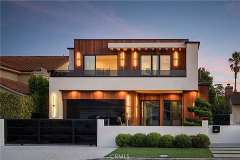 Tiny photo for 14822 Hesby Street, Sherman Oaks, CA 91403 (MLS # SR25235124)