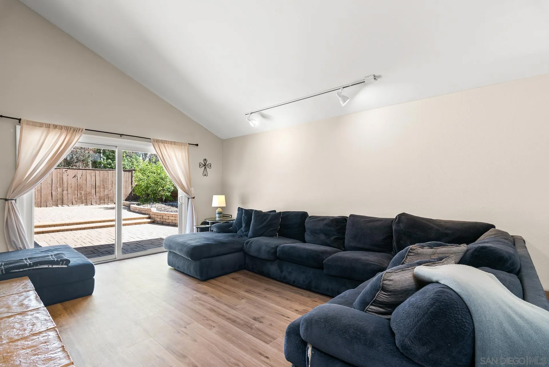 11220 Briar cliff
