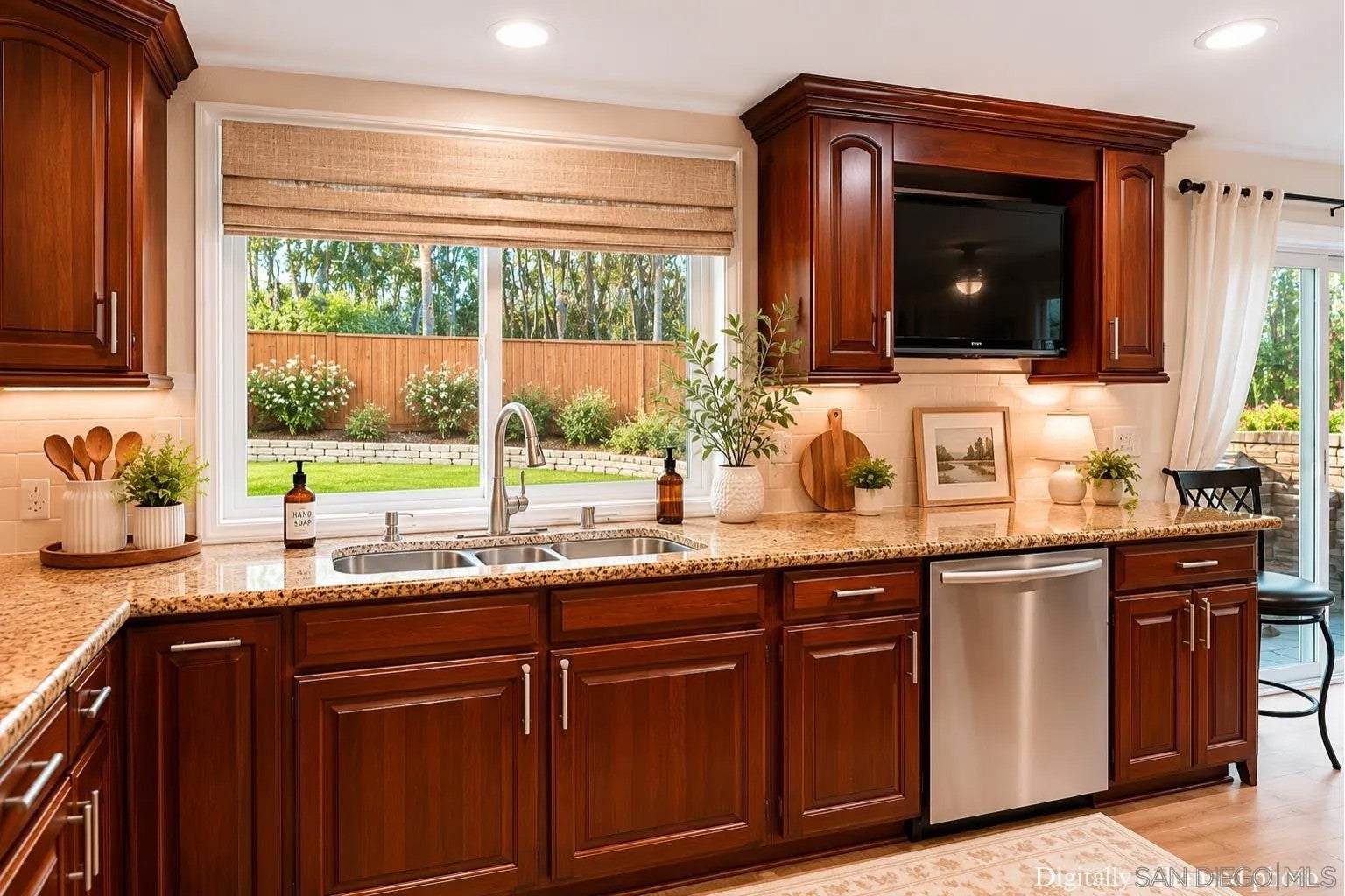 11220 Briarcliff