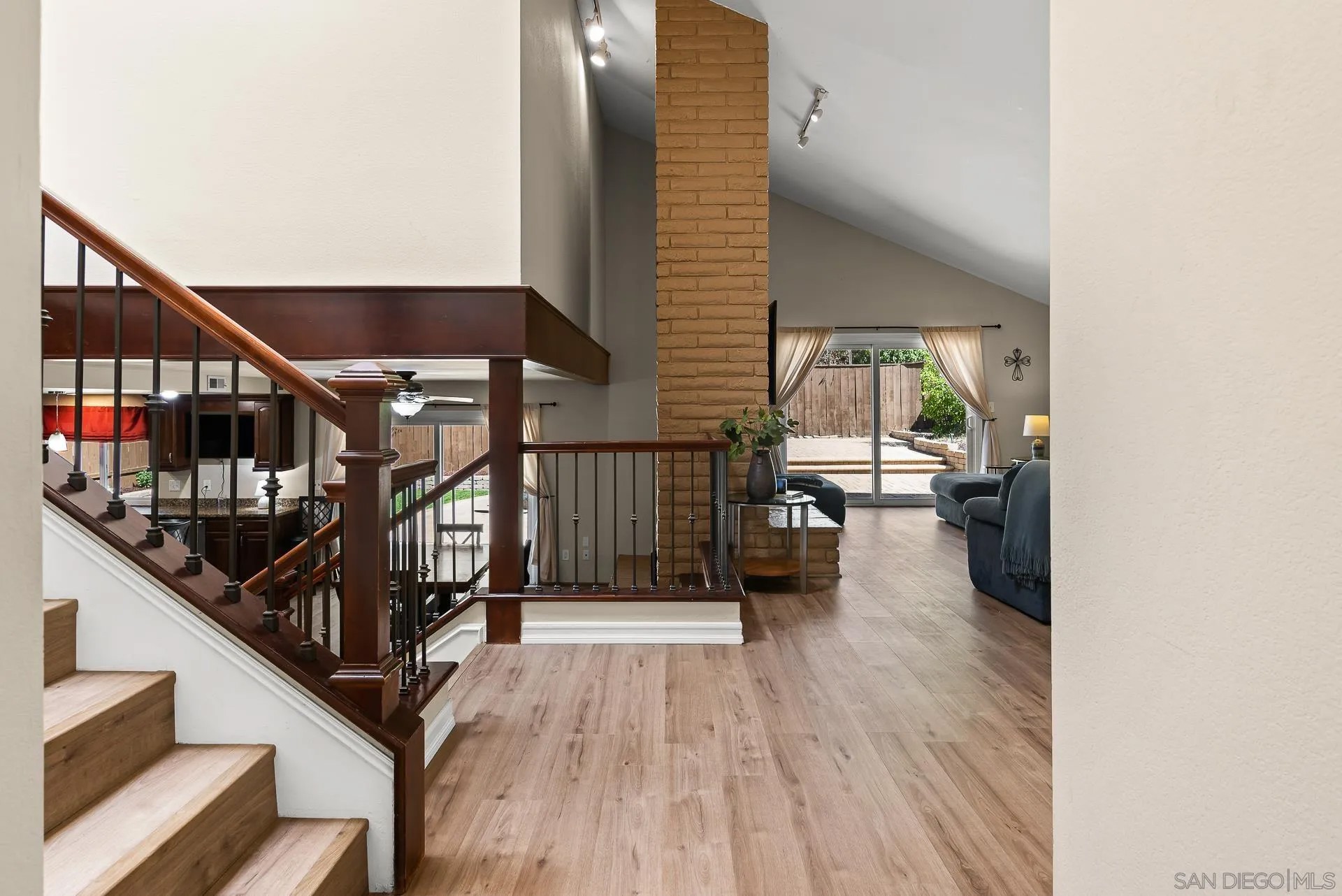 11220 Briar cliff