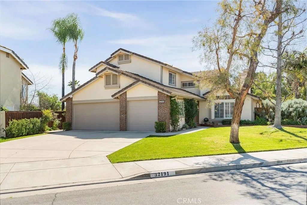 Photo of 32191 Placer Belair, Temecula, CA 92591 (MLS # SW26046637)