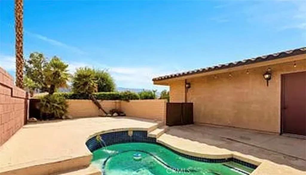 Photo of 76946 Kentucky Ave, Palm Desert, CA 92211 (MLS # SW26093927)