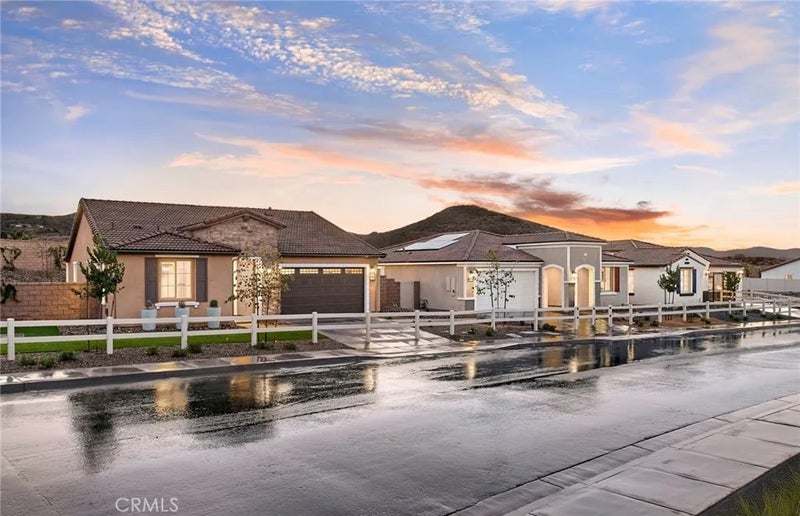 25214 Banded Hills Drive