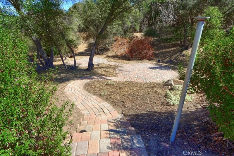 46514 Longview Lane West