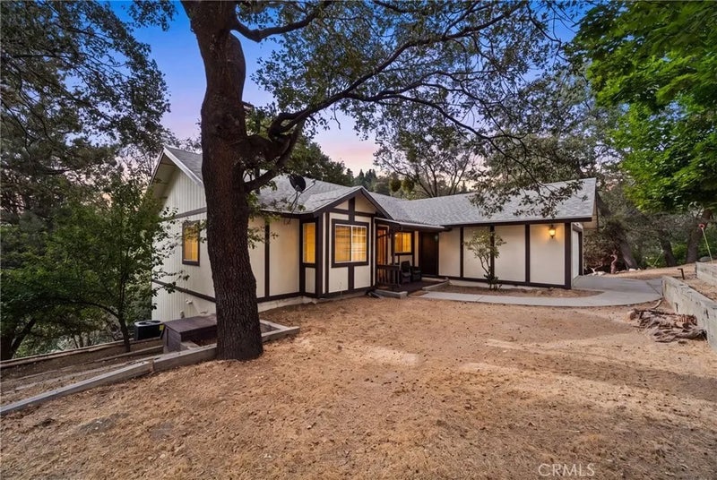 1541 Krause Lane