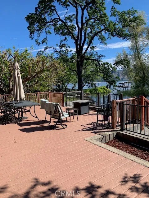 4430 lakeshore Boulevard