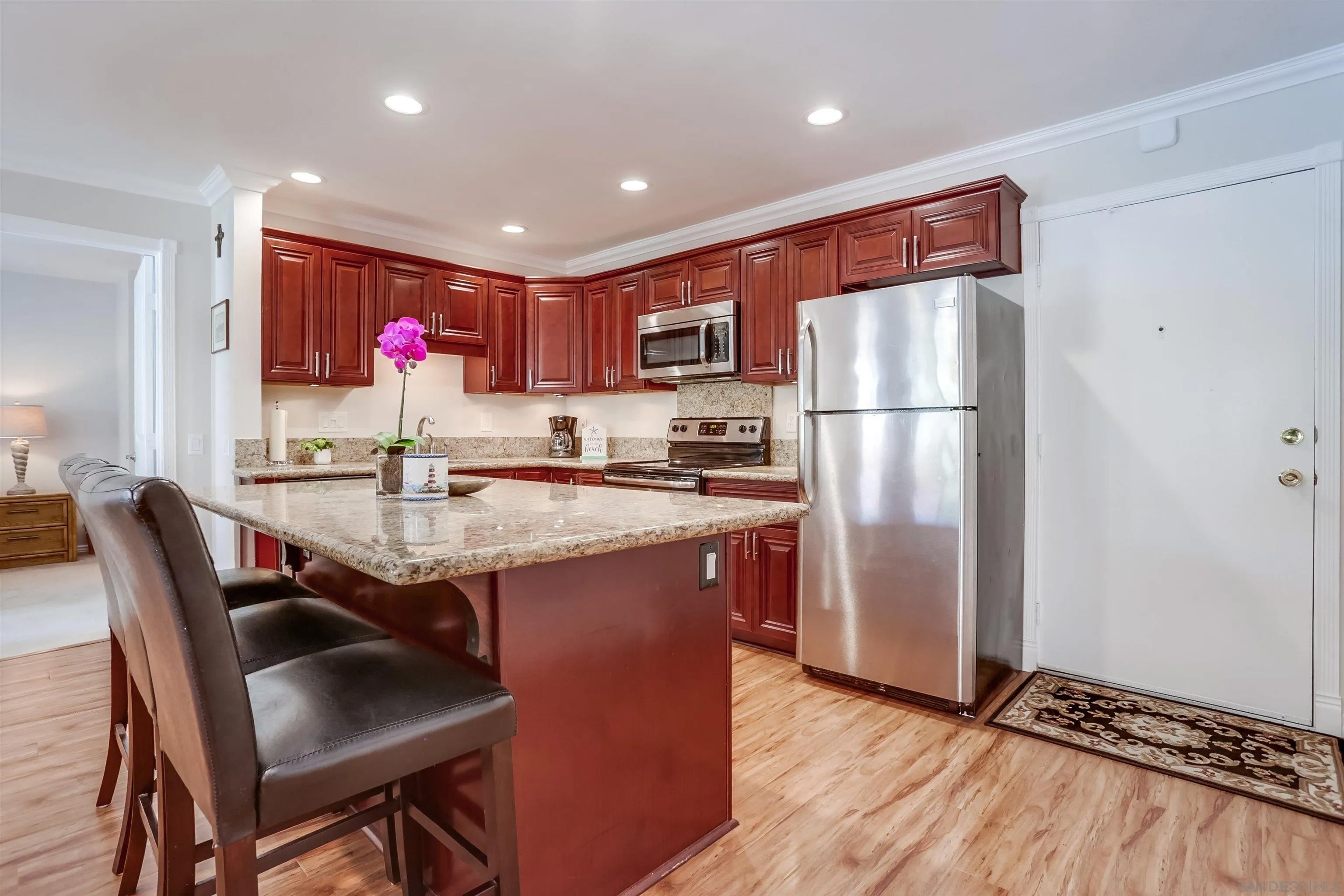 1775 Diamond St 220