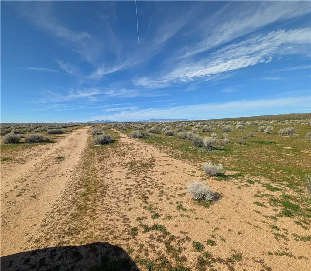 Photo of 13251 135th Street, Edwards, CA 93523 (MLS # HD25277369)