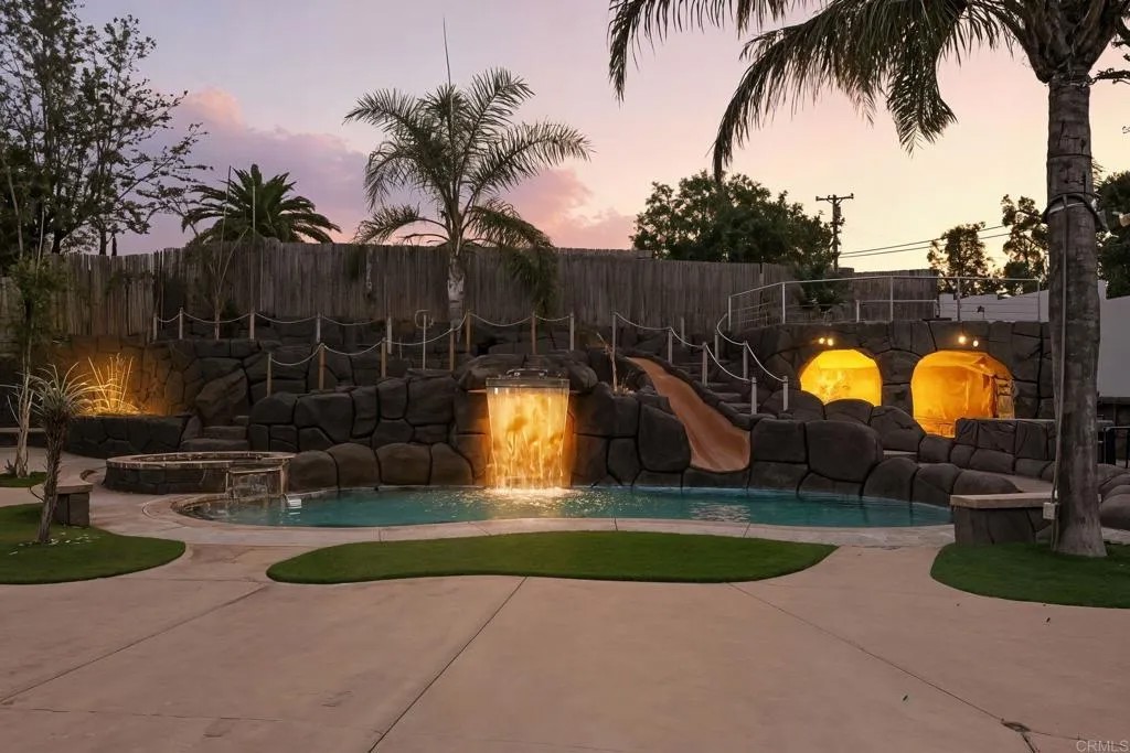 5595 Sweetwater Road