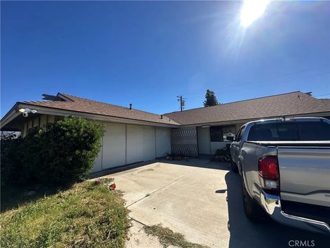 Photo of 27631 Villa Ave, Highlands, CA 92346 (MLS # IG26033726)
