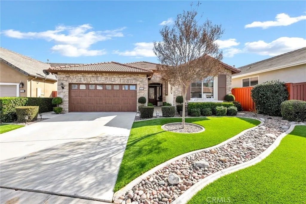 Photo of 7803 Hagen Cir, Hemet, CA 92545 (MLS # SW26040571)