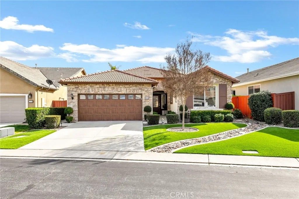 Photo of 7803 Hagen Cir, Hemet, CA 92545 (MLS # SW26040571)