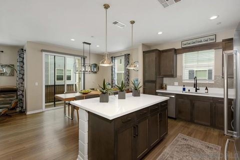 511 Sanderling Imperial Beach CA 91932