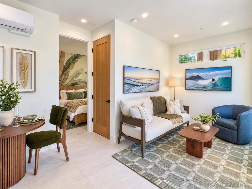 Photo of 3905 Haines St #1, San Diego, CA 92109 (MLS # 260025197)