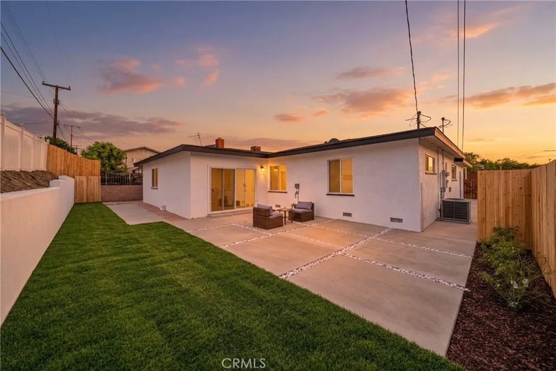 2437 Westmont dr