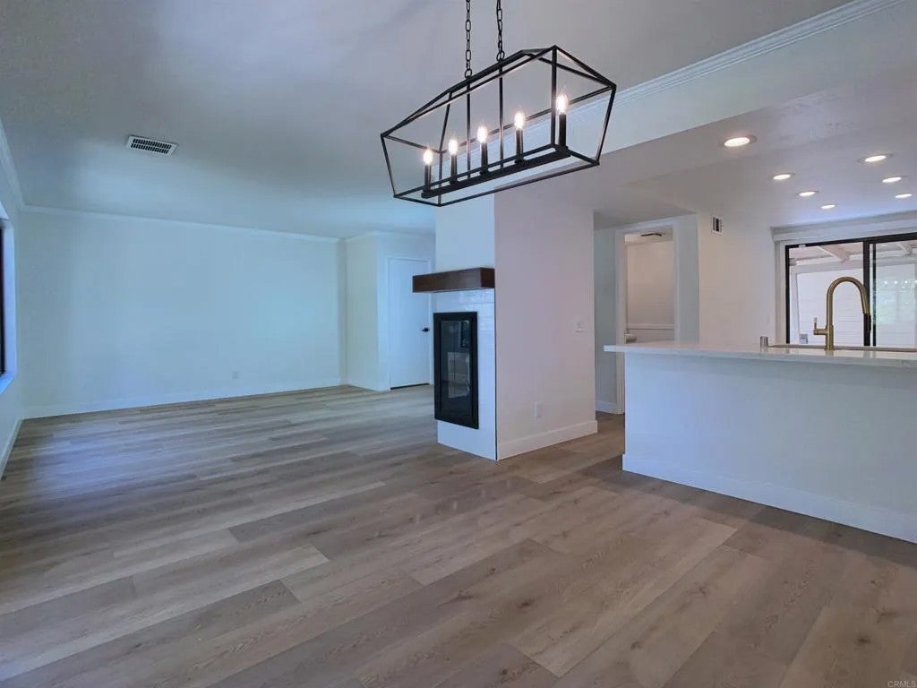 10473 Crosscreek Terrace
