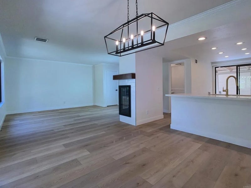 10473 Crosscreek Terrace