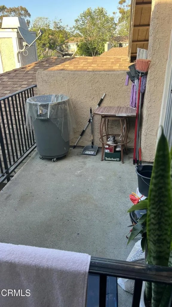 5215 Jefferson Square