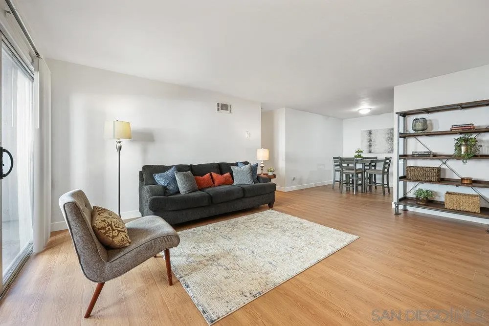 6333 College Grove Way 11102