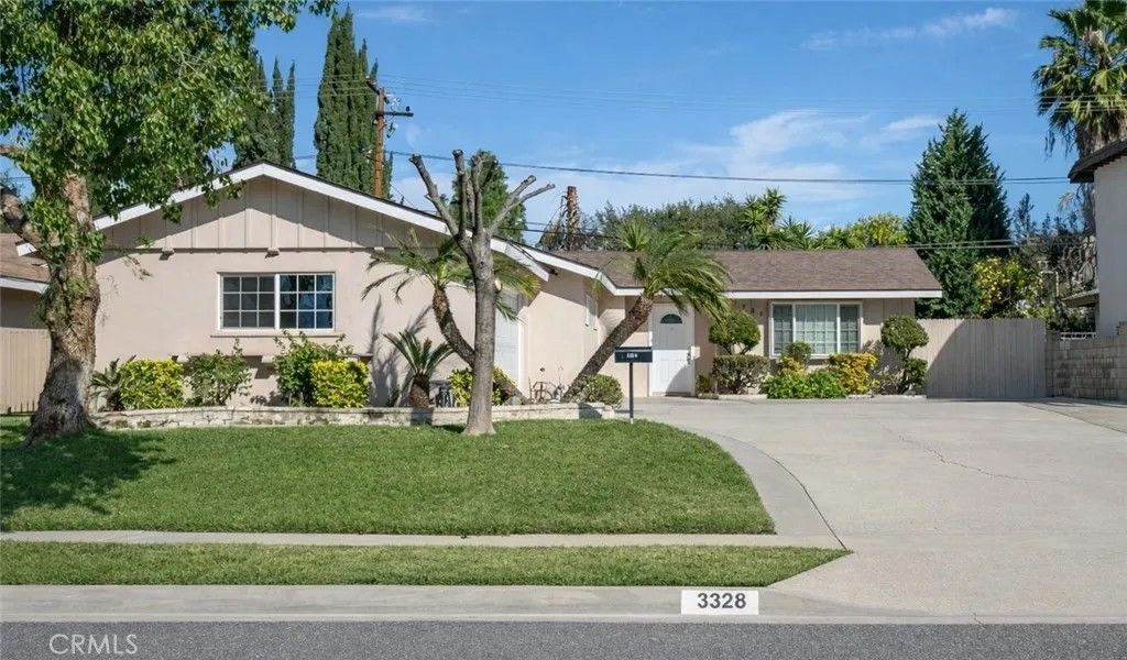Photo of 3328 flammington Dr, West Covina, CA 91792 (MLS # OC26005539)