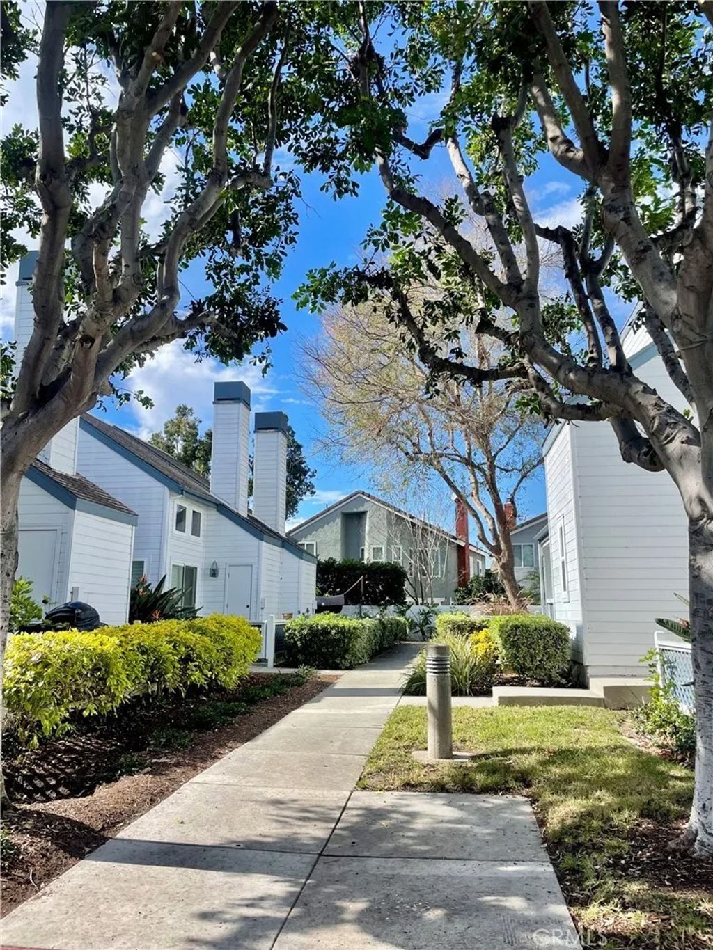 Photo of 27 Briarglen #10, Irvine, CA 92614 (MLS # PW26018045)