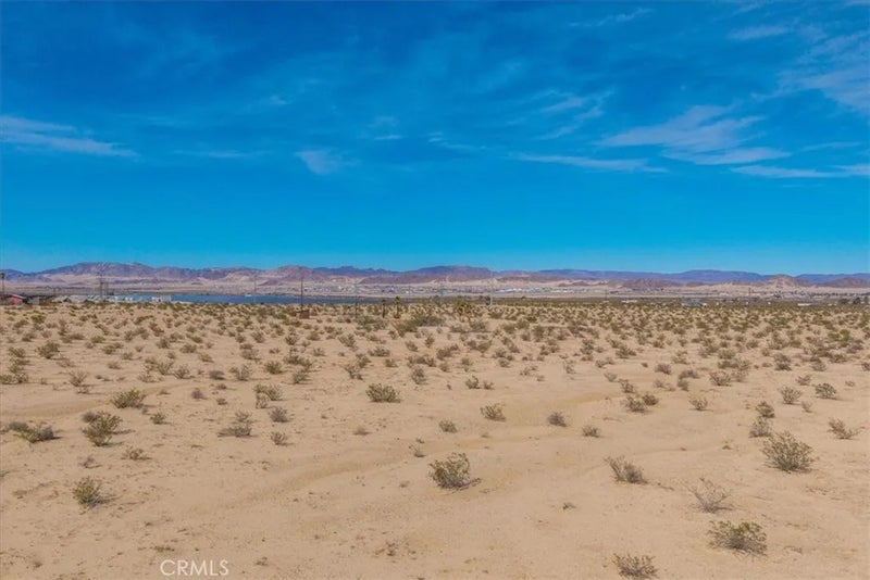 3888 Desert Heights