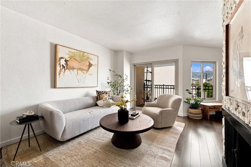 141 S Clark Drive 422