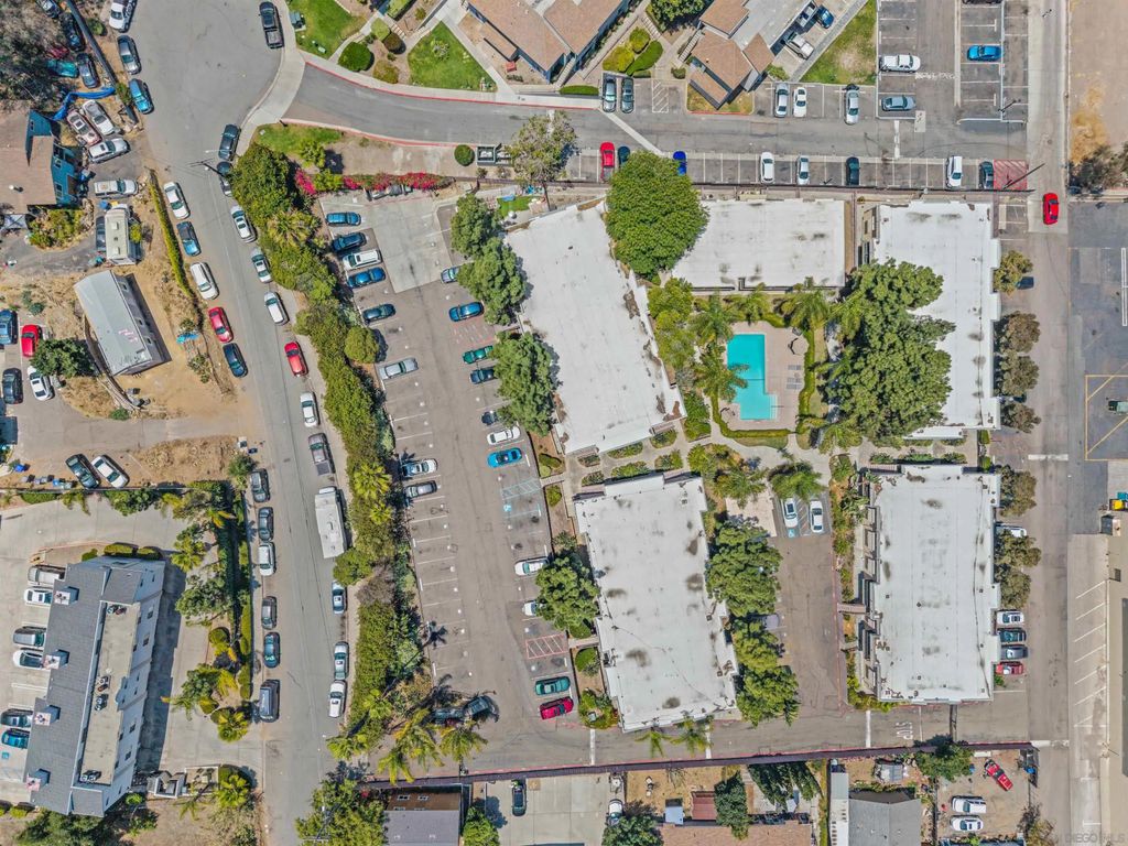 Photo of 9860 Dale Avenue #C4, Spring Valley, CA 91977 (MLS # 260014800)