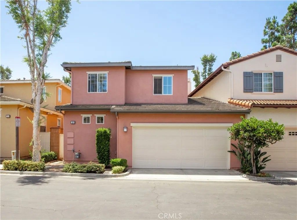 Photo of 16 Ellistone #43, Irvine, CA 92602 (MLS # OC26064590)